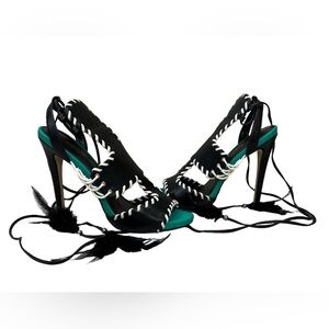 Bebe Nika Feathered Lace Up Strappy Sandals Heels Size 8